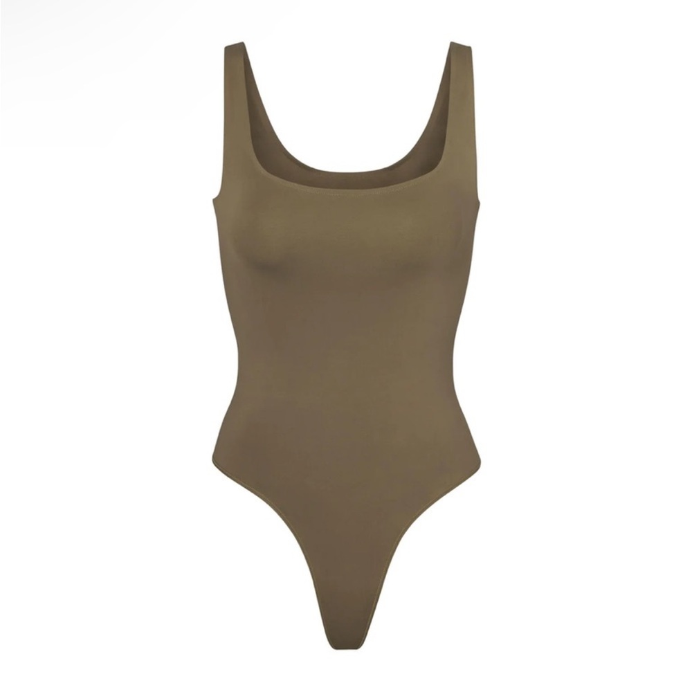 New - SKIMS - Bodysuit- Soft Smoothing - Army Green - Medium - New
